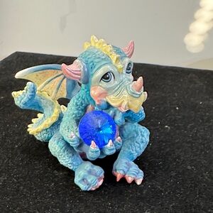 “Dreamy" Mood Dragon figurine from the Franklin Mint collection